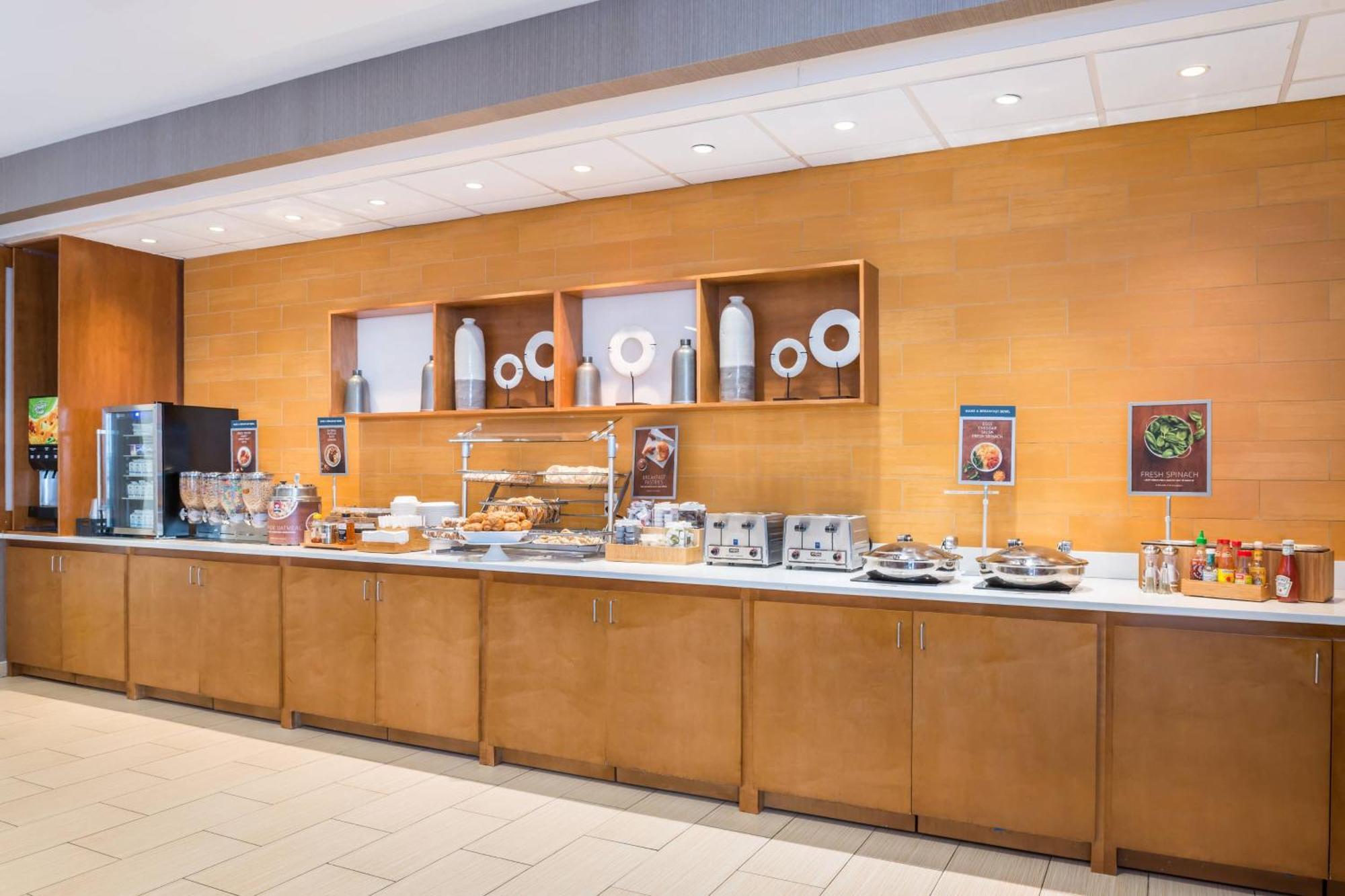 Springhill Suites By Marriott Huntsville Downtown Exteriör bild